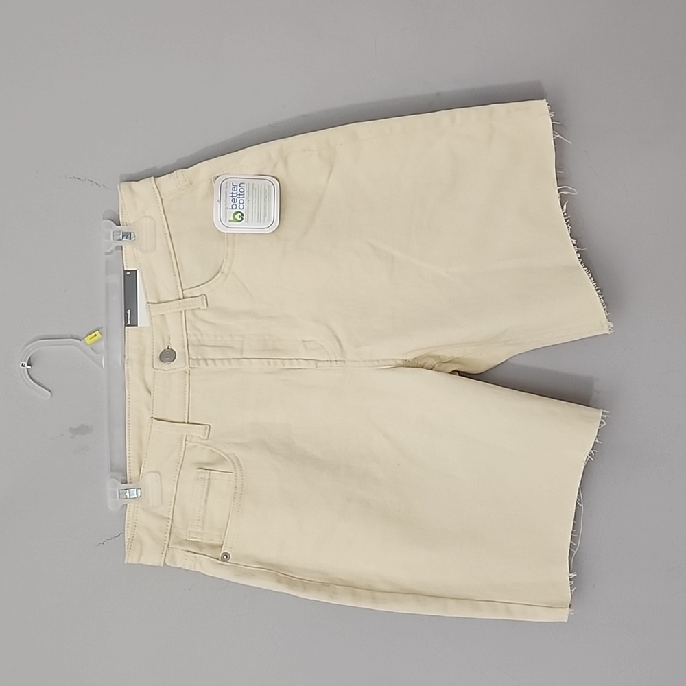 Ligh yellow Denim short